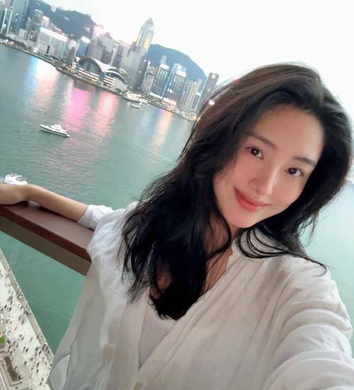 jennie被狂c躁到高潮小说的相关介绍