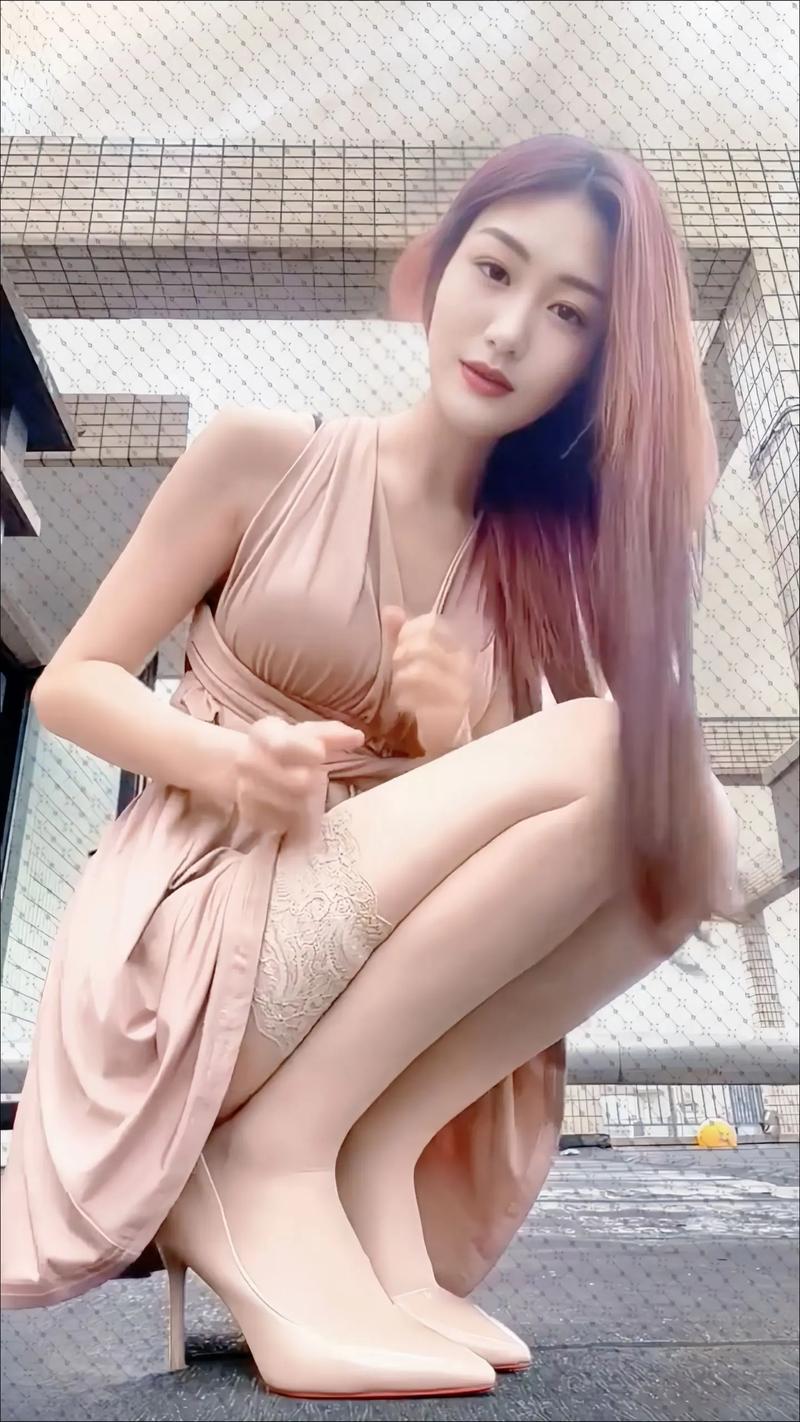 欧美色人妻在线的相关介绍