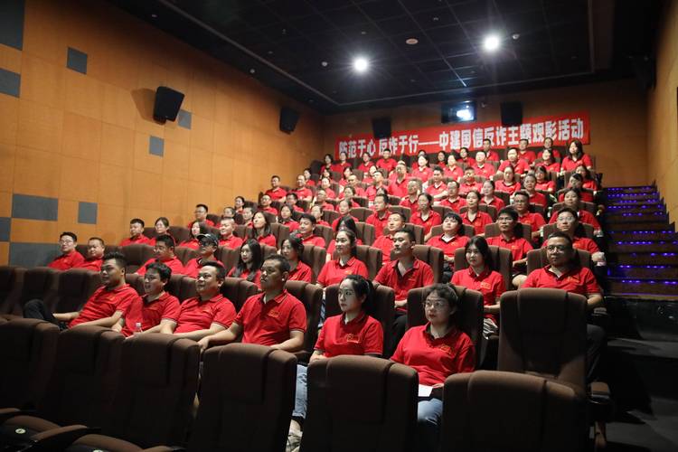 一边摸一边叫一边爽的网站的相关介绍