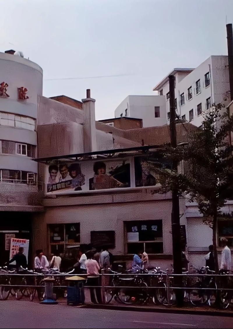 首播影院yy4480的相关介绍