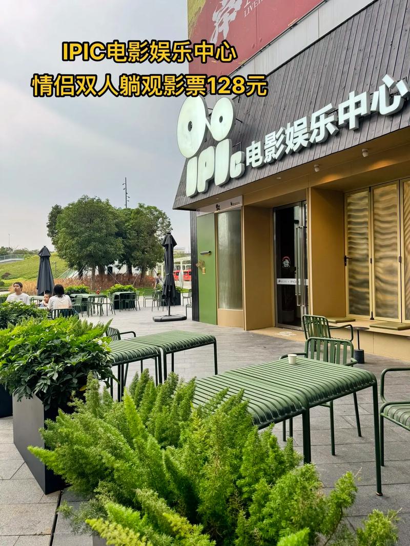 给我来个黄色录像看看的相关介绍