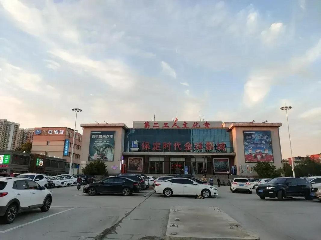 欧美风骚熟妇的相关介绍
