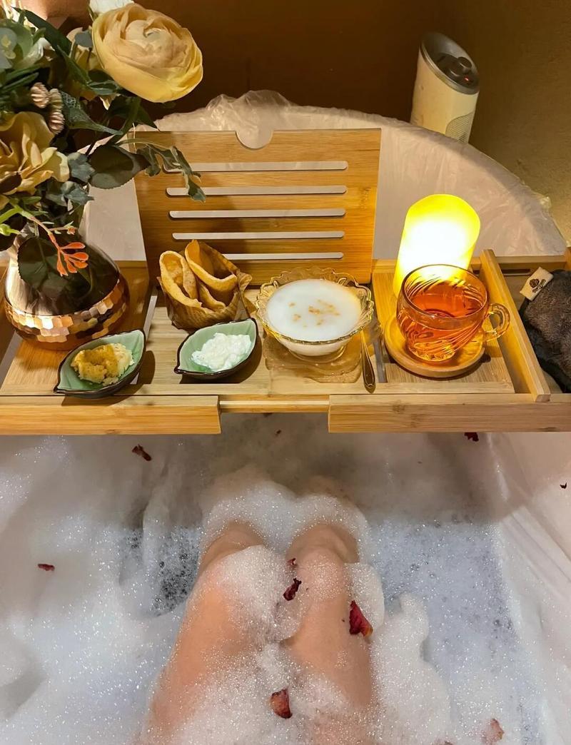 欧美熟妇的逼的相关介绍