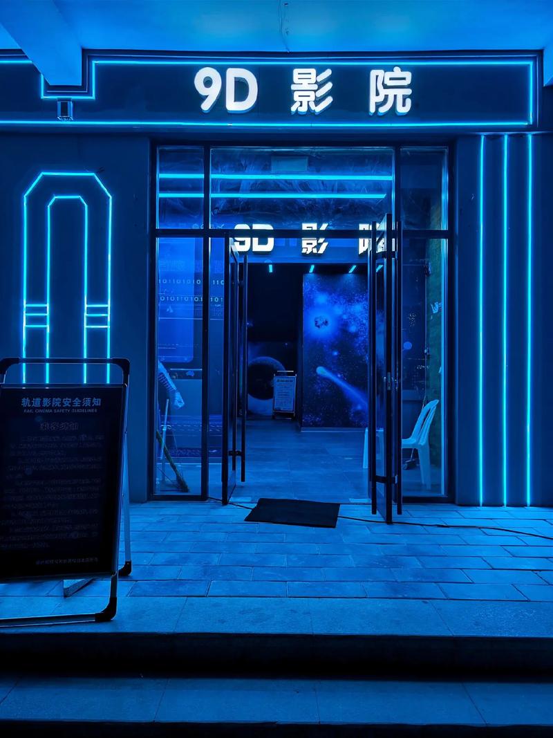 一边亲上面一边下面摸的相关介绍
