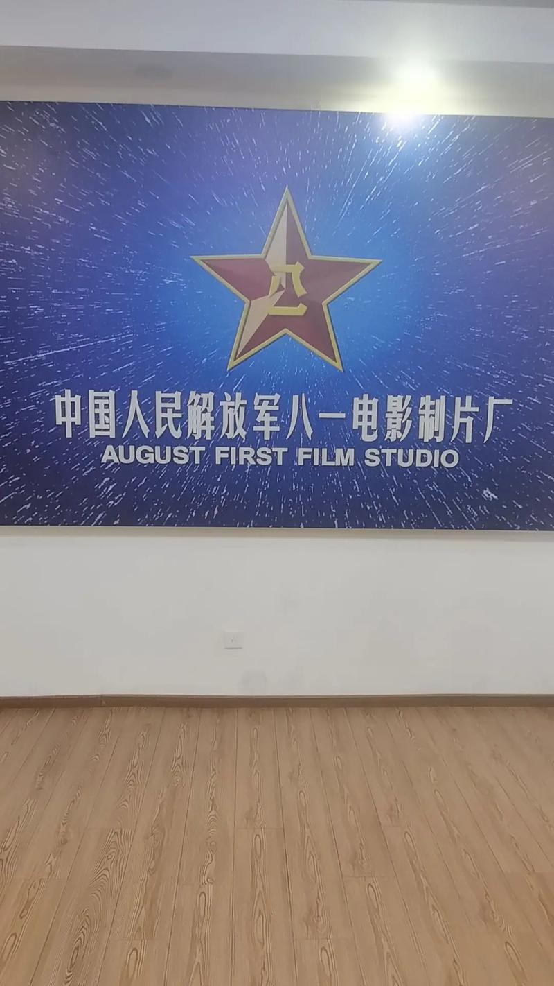 欧美人妻在线播放的相关介绍