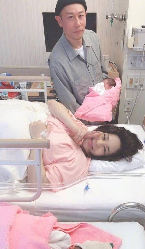 人妻日韩欧美激情a的相关介绍